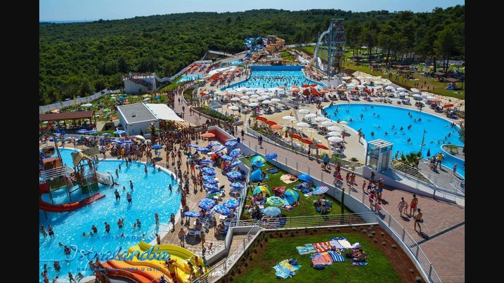 Ivni Apartmani Novigrad Istria 外观 照片